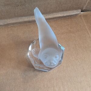 2/40$ Frosted Glass Seal Figurine 24% Crystal